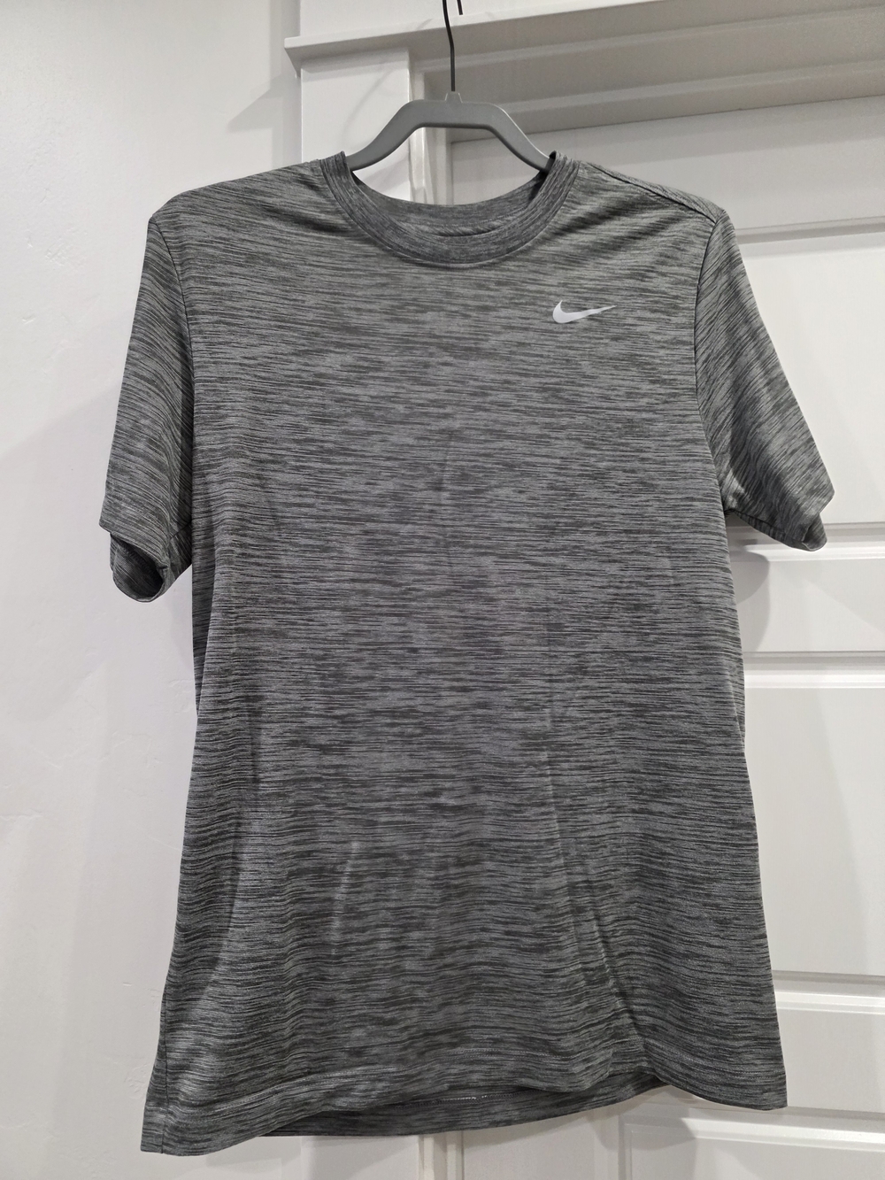 Nike Men’s Grey Heather Dri-FIT Short Sleeve Performance Tee